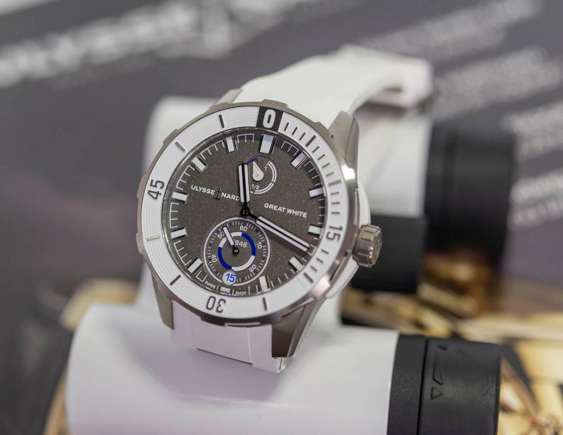 Introduction Of Perfect Fake Ulysse Nardin Diver 1183-170LE-3 Watch UK