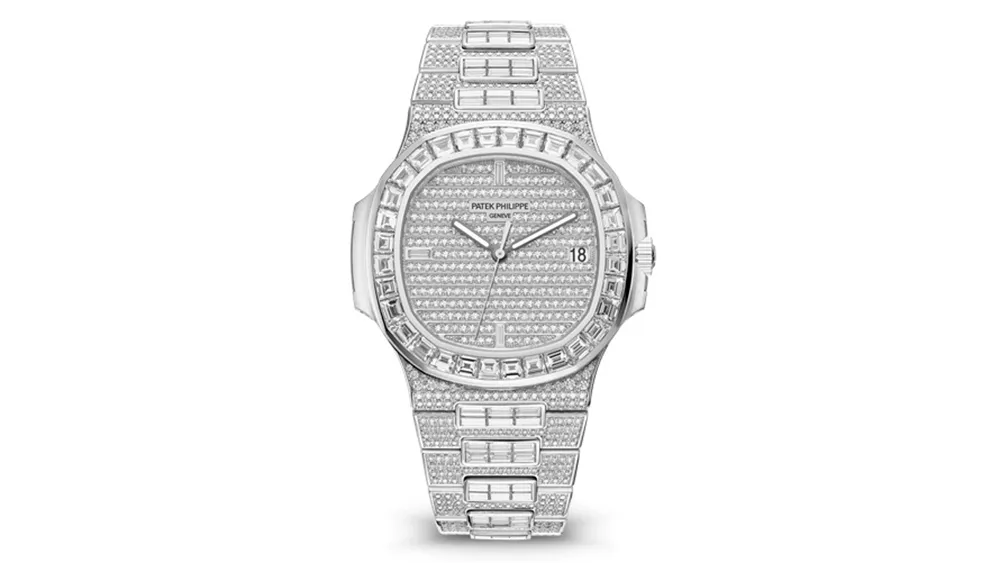 Nelly’s Insane New Year’s Eve UK 1:1 Replica Patek Philippe Showcased More Than 1,500 Diamonds